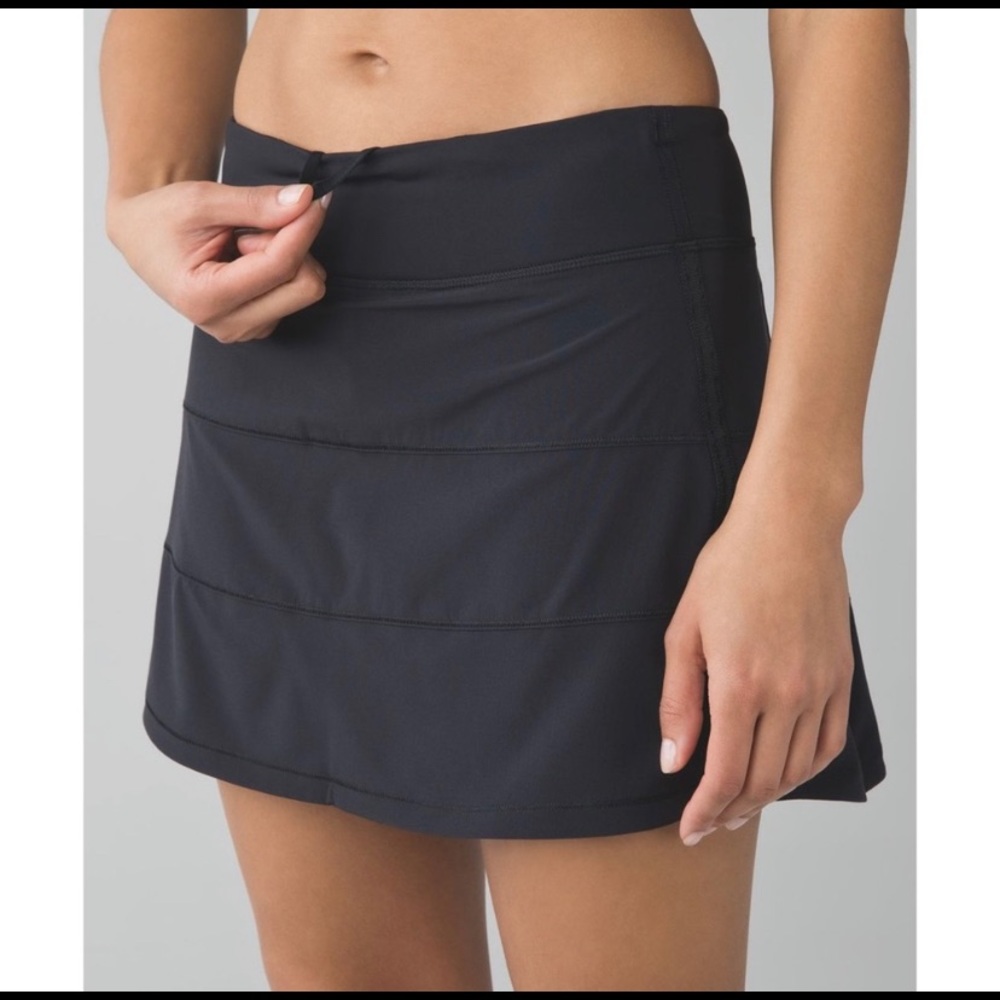 Lululemon Pace Rival Skirt Size 8 Tall -EUC